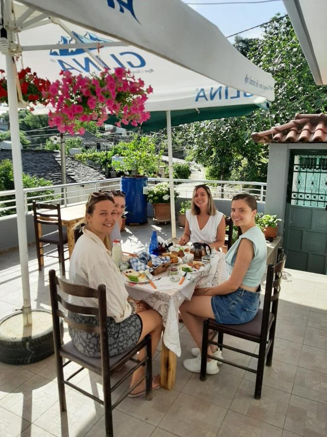 Hotel Brahimi Gjirokastër Екстериор снимка