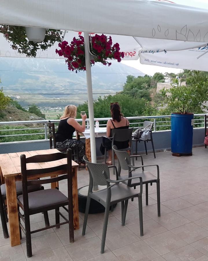 Hotel Brahimi Gjirokastër Екстериор снимка