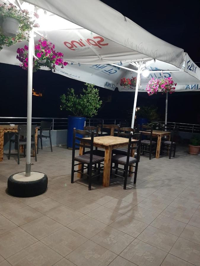 Hotel Brahimi Gjirokastër Екстериор снимка