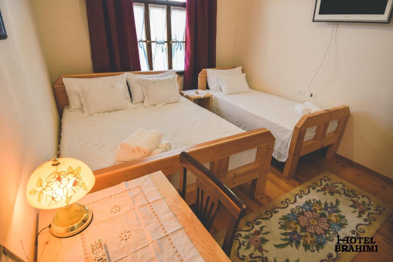 Hotel Brahimi Gjirokastër Екстериор снимка