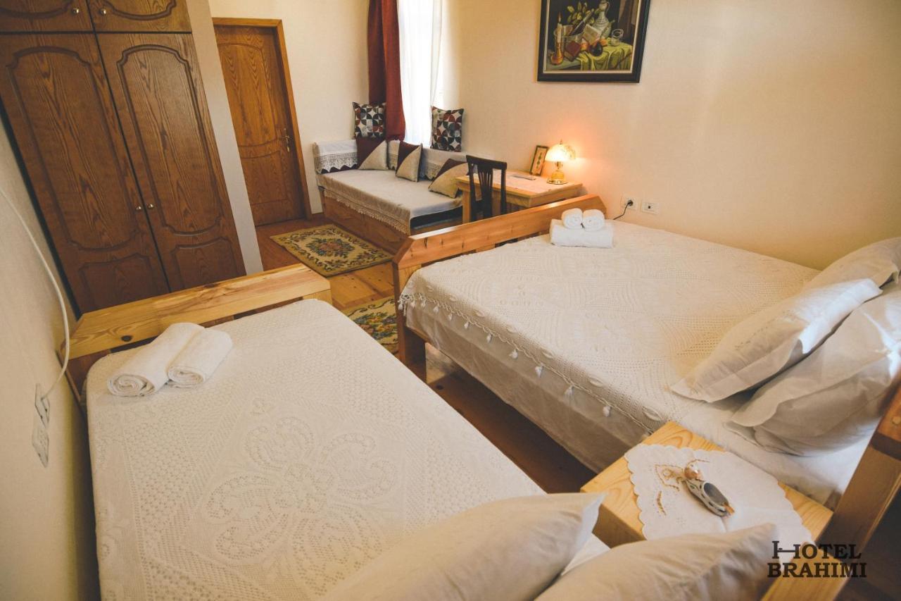 Hotel Brahimi Gjirokastër Екстериор снимка